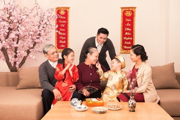 Giữ gìn nét đẹp văn hóa ứng xử trong gia đình Việt Nam hiện nay