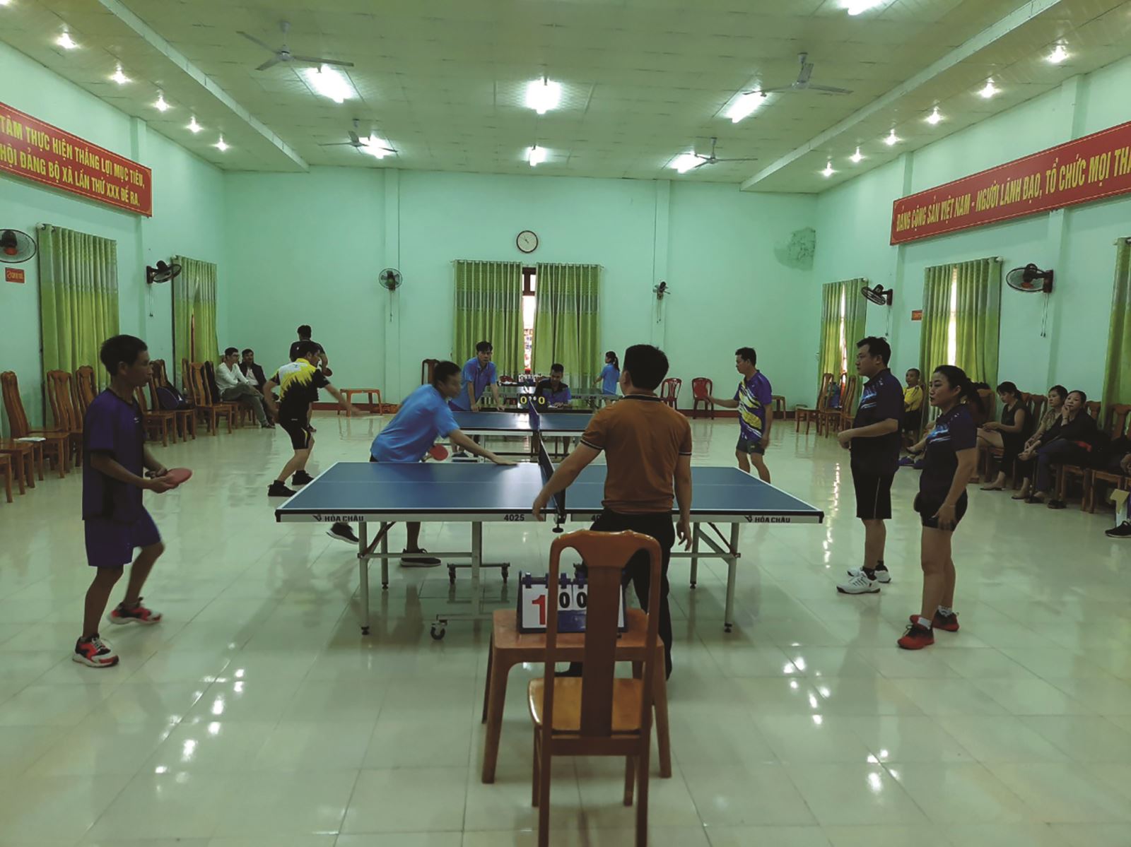 Xã Lộc Ninh (Quảng Bình): Sôi nổi phong trào tập luyện bóng bàn