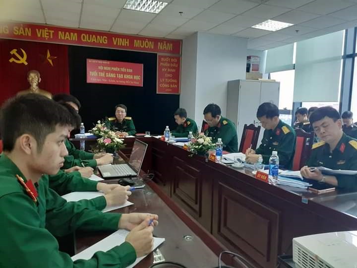 Phát triển tư duy biện chứng duy vật cho sĩ quan khoa học kỹ thuật quân sự trẻ trong Quân đội nhân dân Việt Nam hiện nay 