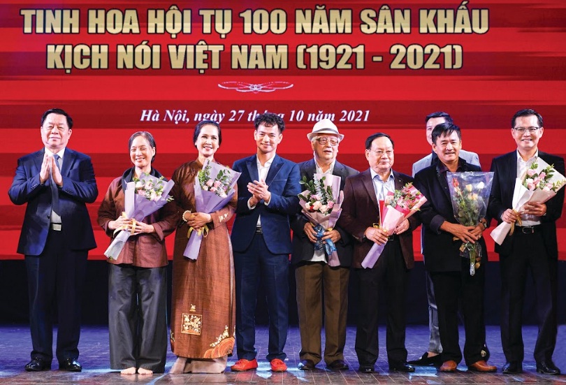 Kịch nói Việt Nam 100 năm tuổi