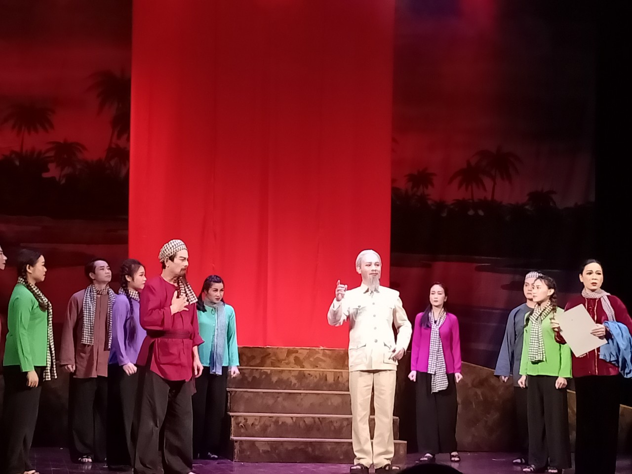 Nhà hát Tuồng Việt Nam phục dựng thành công vở “Không còn đường nào khác”