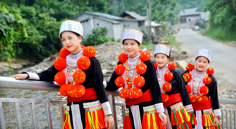 Múa và nhạc cụ nghi lễ của người Dao Đỏ ở huyện Na Hang (Tuyên Quang)
