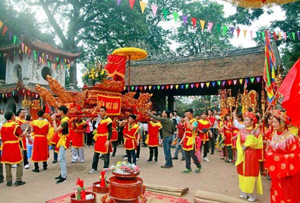 Phát huy giá trị văn hóa truyền thống trong tín ngưỡng thờ Thành Hoàng làng