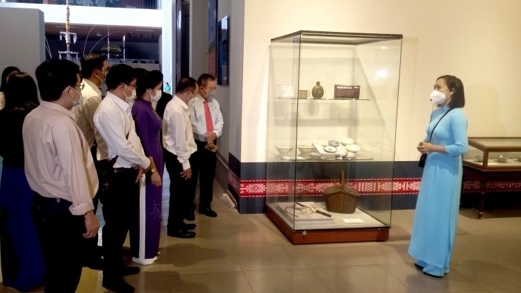 Xây dựng môi trường văn hóa nhìn từ một số thiết chế bảo tàng trên thế giới và bài học kinh nghiệm ở Việt Nam