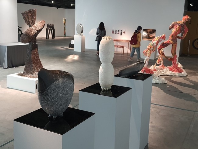 Những dự báo về sự chuyển mình của nghệ thuật điêu khắc - nhìn từ các tác phẩm đạt giải Triển lãm điêu khắc toàn quốc