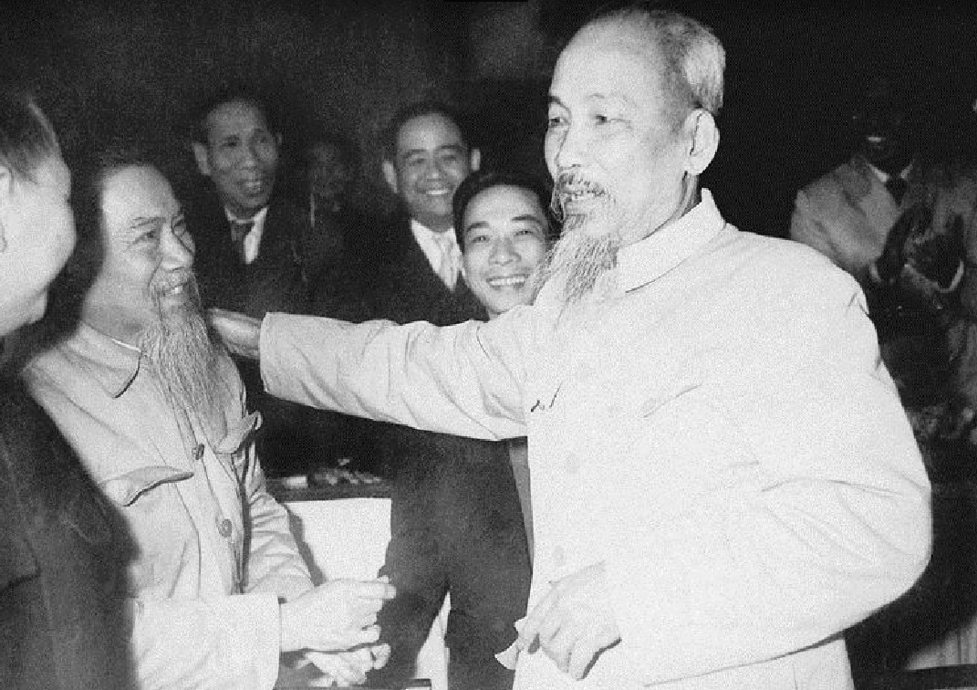 Tư tưởng Hồ Chí Minh về văn hóa và sự vận dụng của Đảng Cộng sản Việt Nam trong xây dựng nền văn hóa tiên tiến, đậm đà bản sắc dân tộc