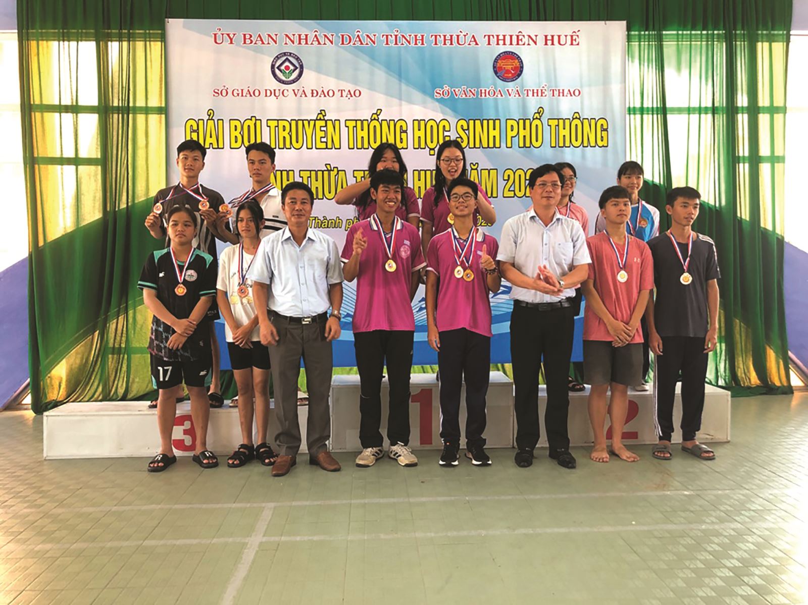 Thừa Thiên Huế: Tổ chức giải bơi truyền thống học sinh phổ thông năm học 2022-2023