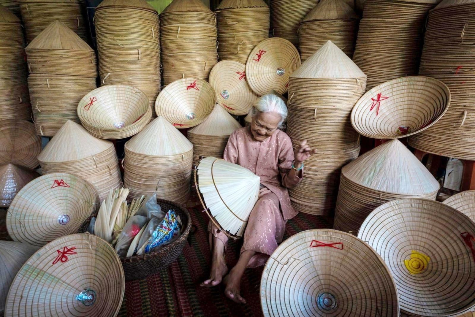 Khai thác giá trị văn hóa của làng nghề chằm nón lá trong hoạt động du lịch ở tỉnh Tây Ninh
