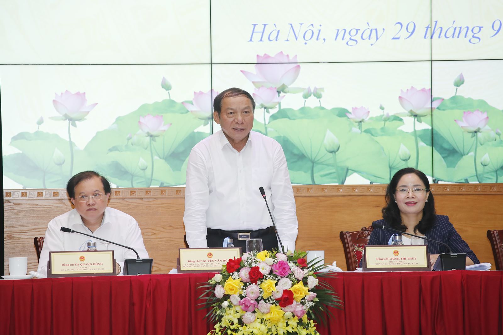 Bộ trưởng Nguyễn Văn Hùng: Năng động, sáng tạo, tăng tốc về đích trong những tháng cuối năm 2023
