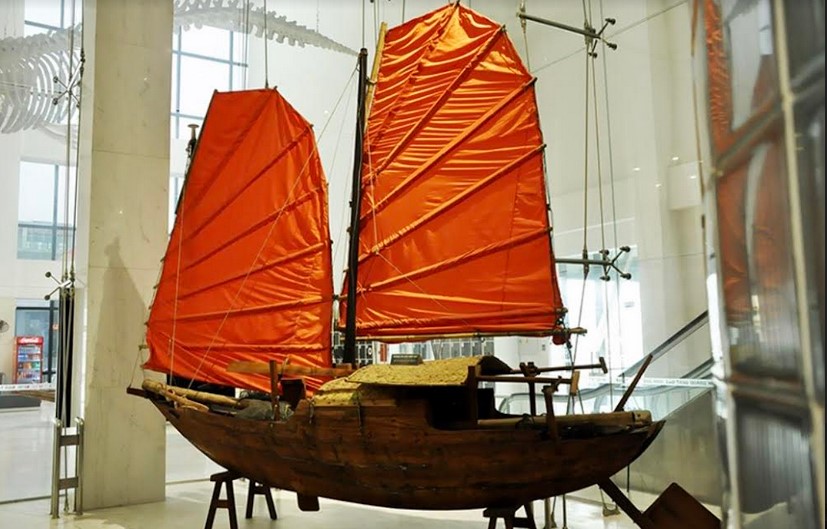 Thuyền ba vách - dấu ấn lịch sử và văn hóa của ngư dân ven biển miền Bắc Việt Nam