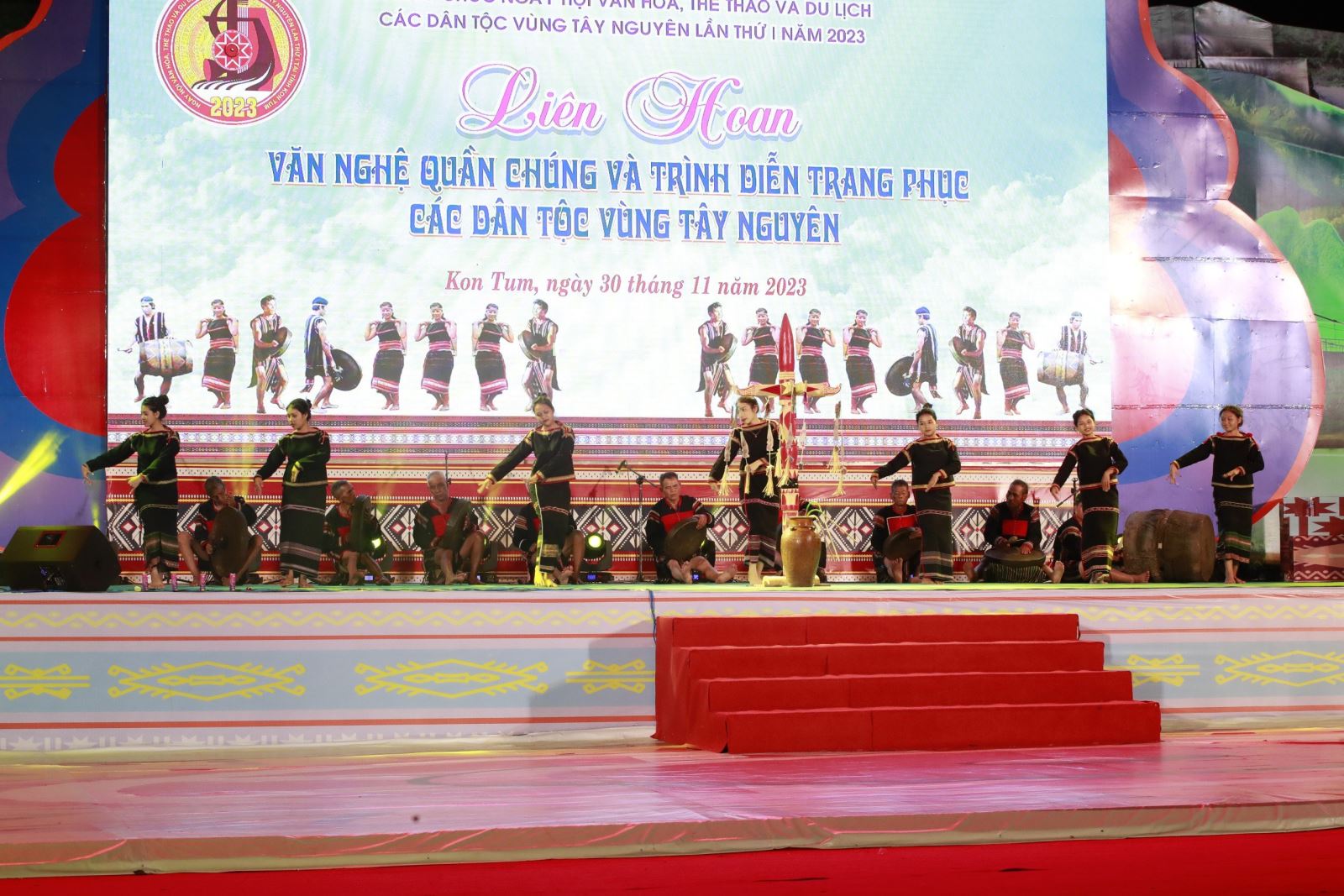 Sắc màu các dân tộc tỉnh Đắk Lắk trong Ngày hội VHTTDL các dân tộc vùng Tây Nguyên lần thứ I	