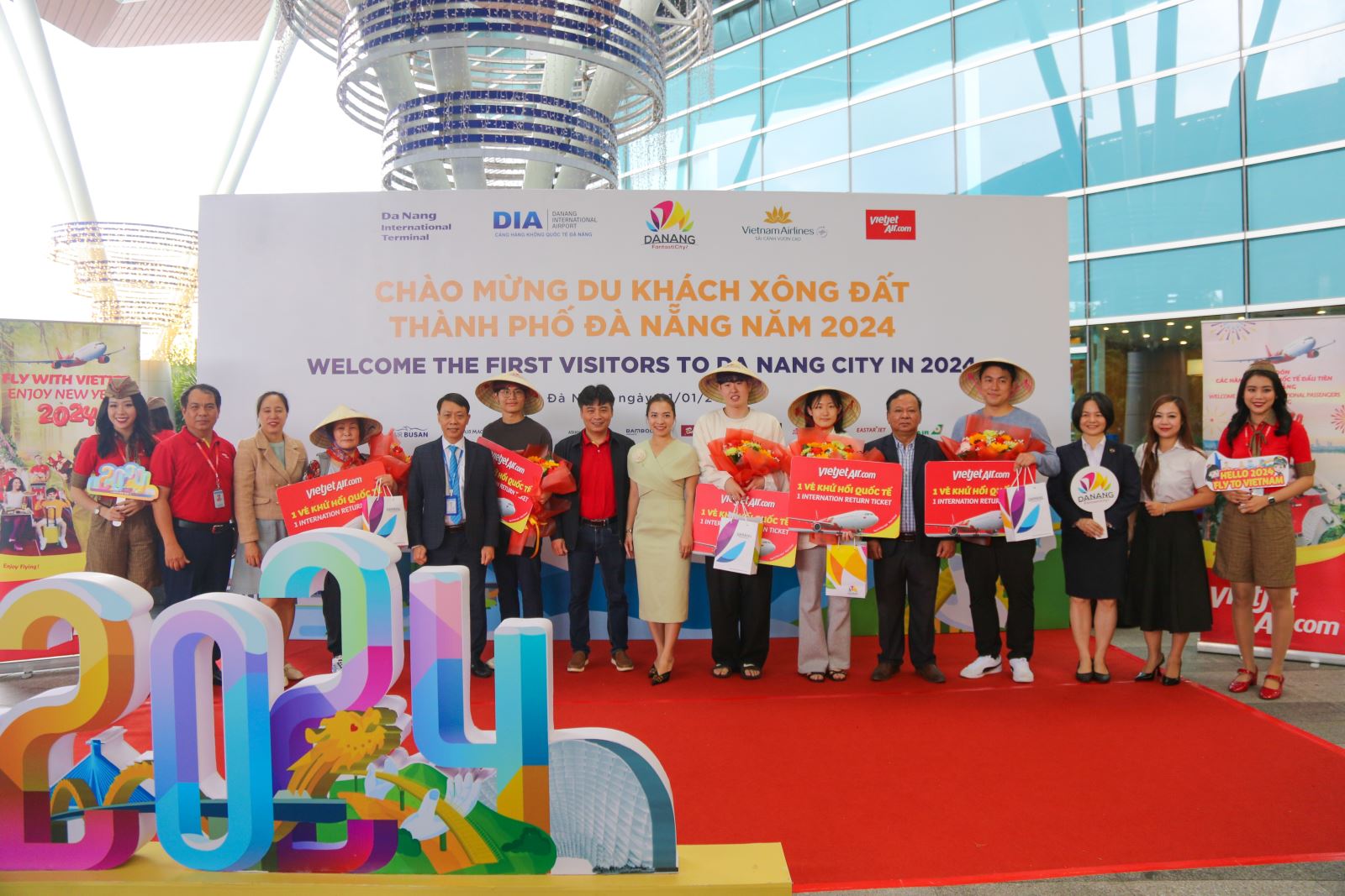 Đà Nẵng đón hơn 2.000 du khách nội địa và quốc tế dịp năm mới 2024