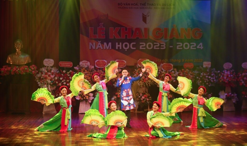 Vai trò của thương hiệu đối với các trường văn hóa nghệ thuật ở Việt Nam