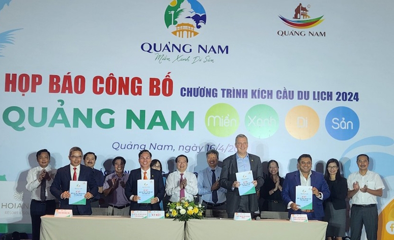 Ngày 16-4, tại Khu phức hợp nghỉ dưỡng Hoiana (huyện Duy Xuyên) đã diễn ra buổi họp báo công bố Chương trình kích cầu thu hút khách du lịch 2024 với chủ đề "Quảng Nam - miền xanh di sản".