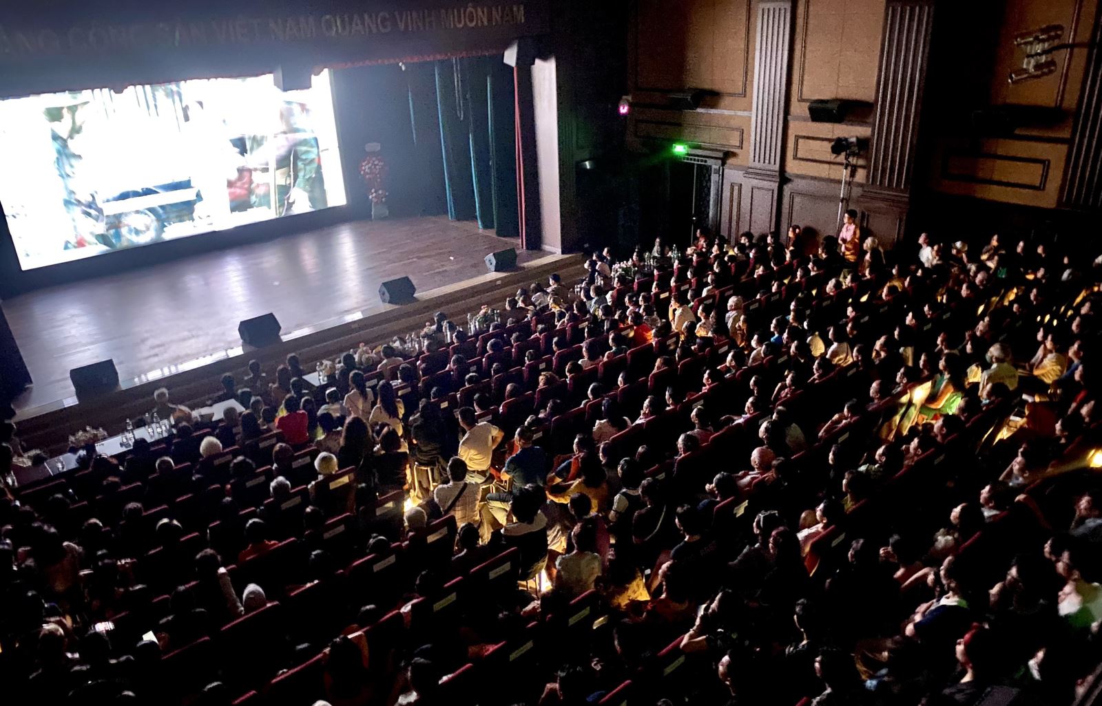 Tuần phim Kỷ niệm 70 năm Chiến thắng Điện Biên Phủ thu hút đông đảo khán giả Thủ đô 