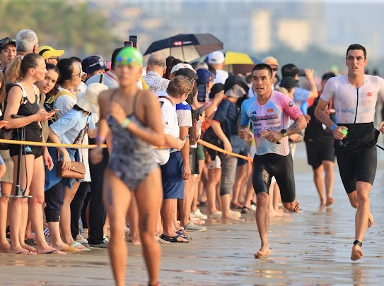 Đà Nẵng: Gần 3.000 vận động viên tham gia cuộc đua IRONMAN 70.3 - ba môn phối hợp lớn nhất Đông Nam Á
