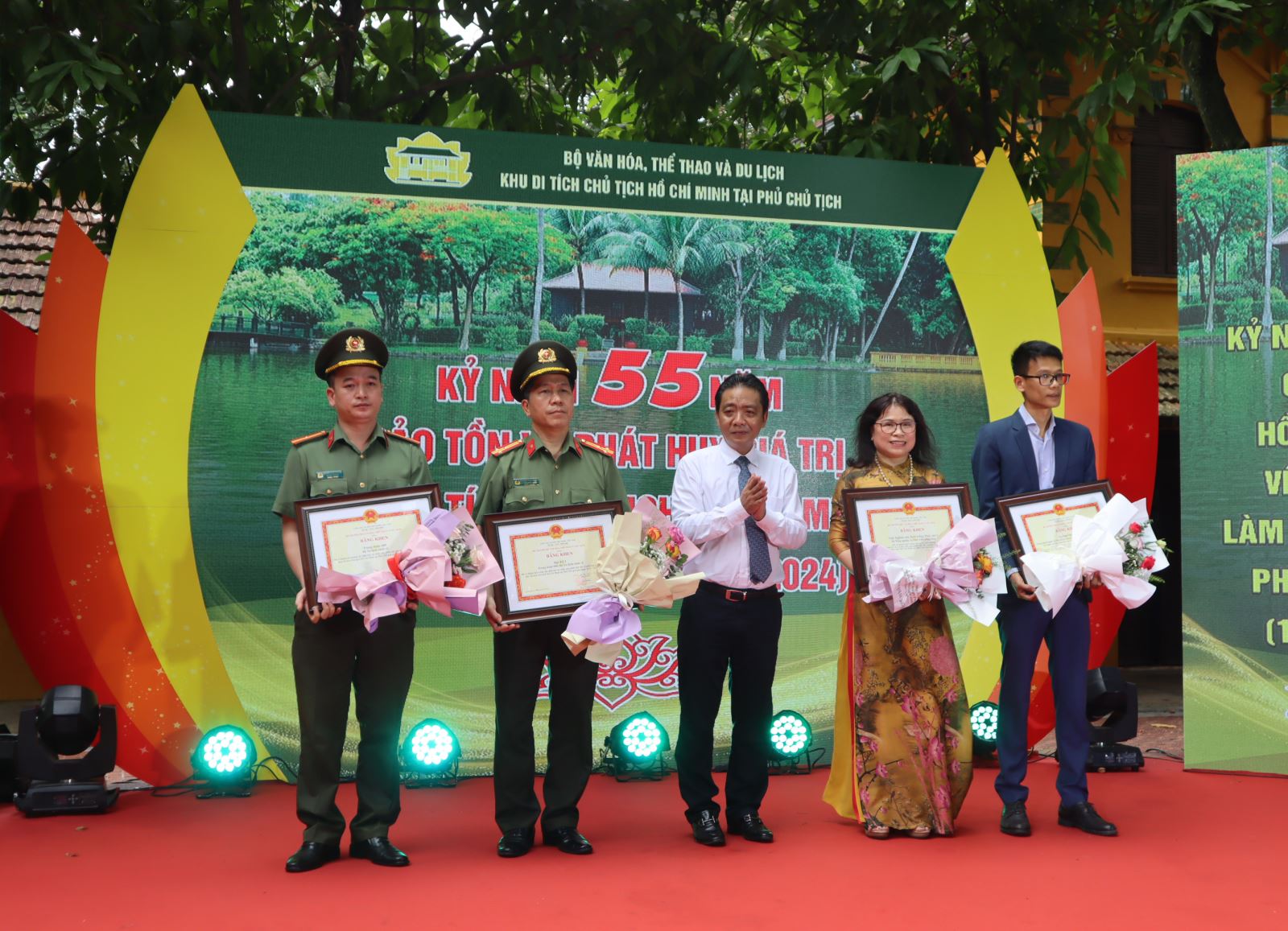 Khu di tích Chủ tịch Hồ Chí Minh tại Phủ Chủ tịch: Địa chỉ đỏ lan tỏa giá trị tư tưởng, đạo đức và phong cách Hồ Chí Minh