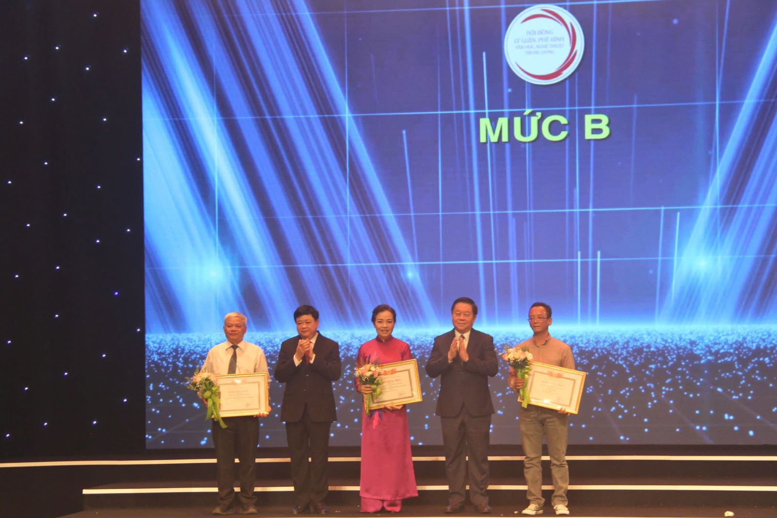 Tặng thưởng 25 tác phẩm lý luận, phê bình văn học, nghệ thuật xuất bản năm 2023