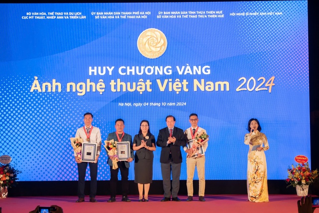 Trao giải thưởng Cuộc thi và khai mạc Triển lãm lãm Ảnh nghệ thuật Việt Nam năm 2024
