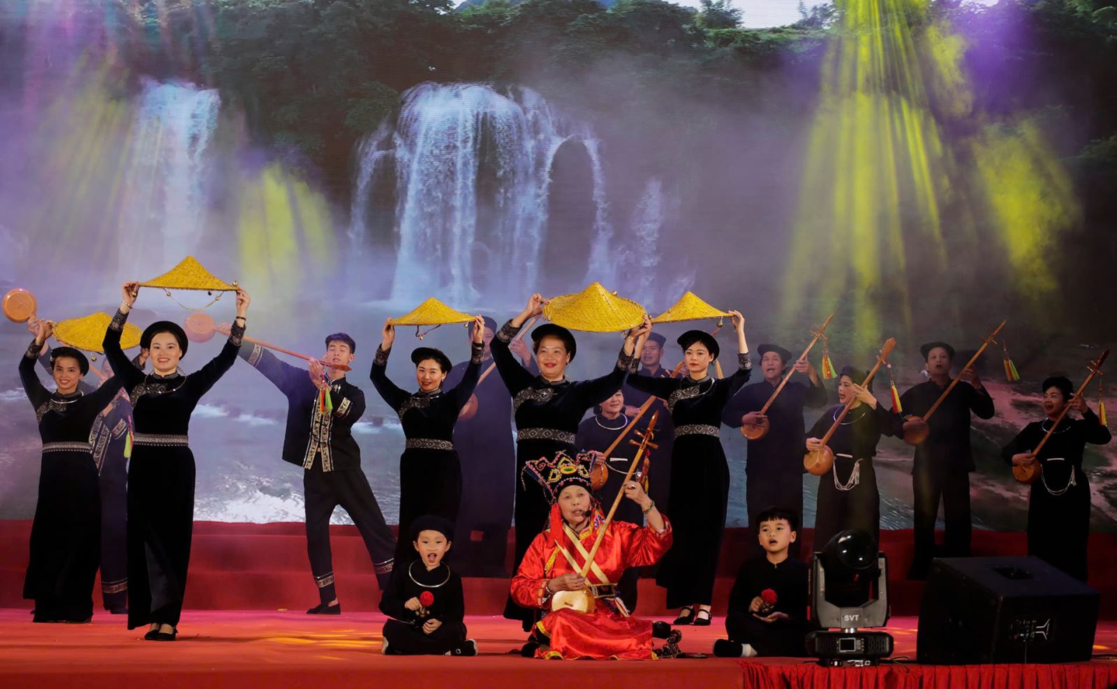 Mang lời Then, đàn Tính đến với đông đảo khán giả Thủ đô