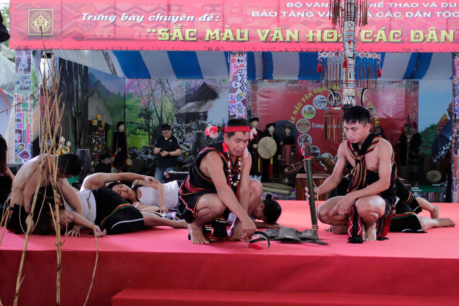 Lễ cầu mưa của đồng bào dân tộc Cor (Quảng Nam)
