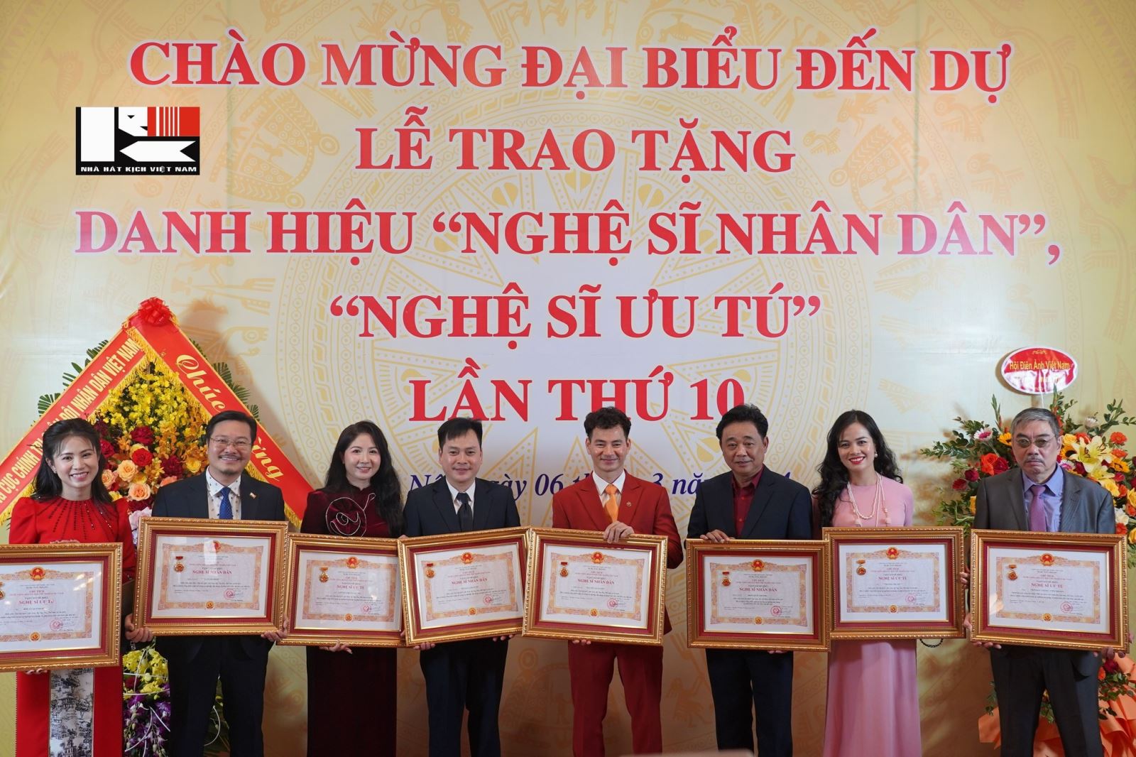 Nhà hát Kịch Việt Nam đạt nhiều thành tích tốt trong công tác thi đua, khen thưởng
