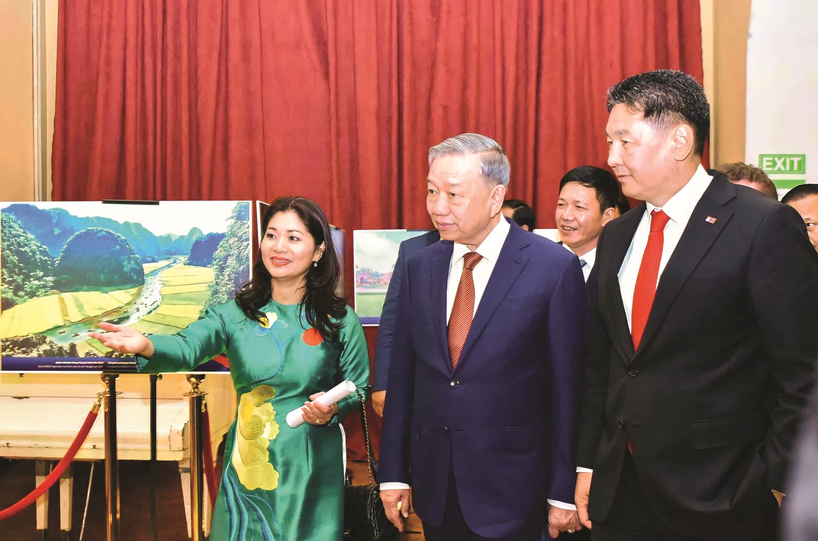 “Dấu ấn văn hóa đối ngoại năm 2024, tạo đà thực hiện thắng lợi các nhiệm vụ năm 2025”