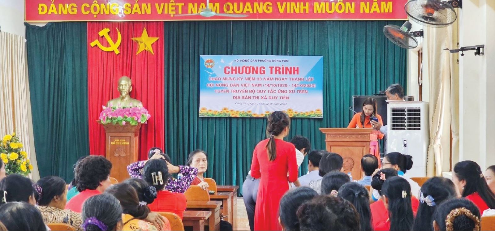 Ban hành và thực hiện bộ quy tắc ứng xử trên địa bàn thị xã Duy Tiên