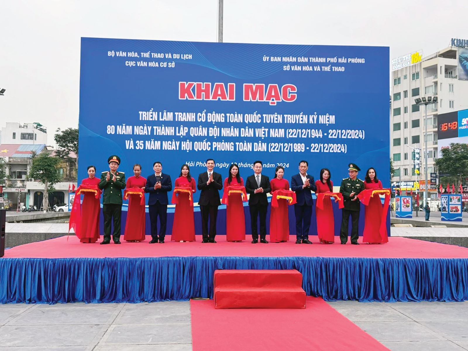 Triển lãm tranh cổ động tấm lớn Kỷ niệm 80 năm Ngày Thành lập  Quân đội nhân dân Việt Nam và 35 năm Ngày hội Quốc phòng toàn dân