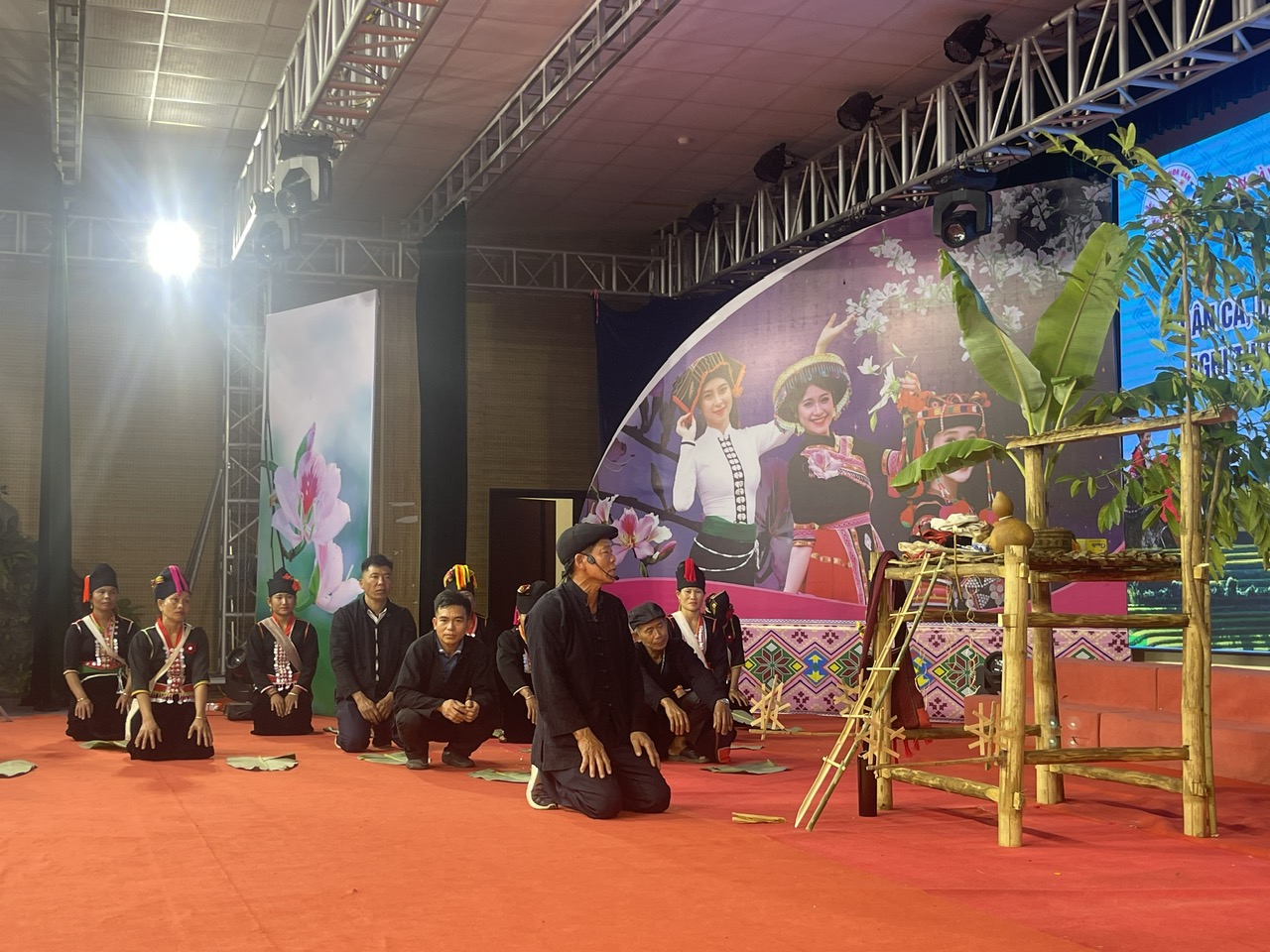 Nghi thức cầu mưa của dân tộc Khơ Mú huyện Mường Ảng tỉnh Điện Biên