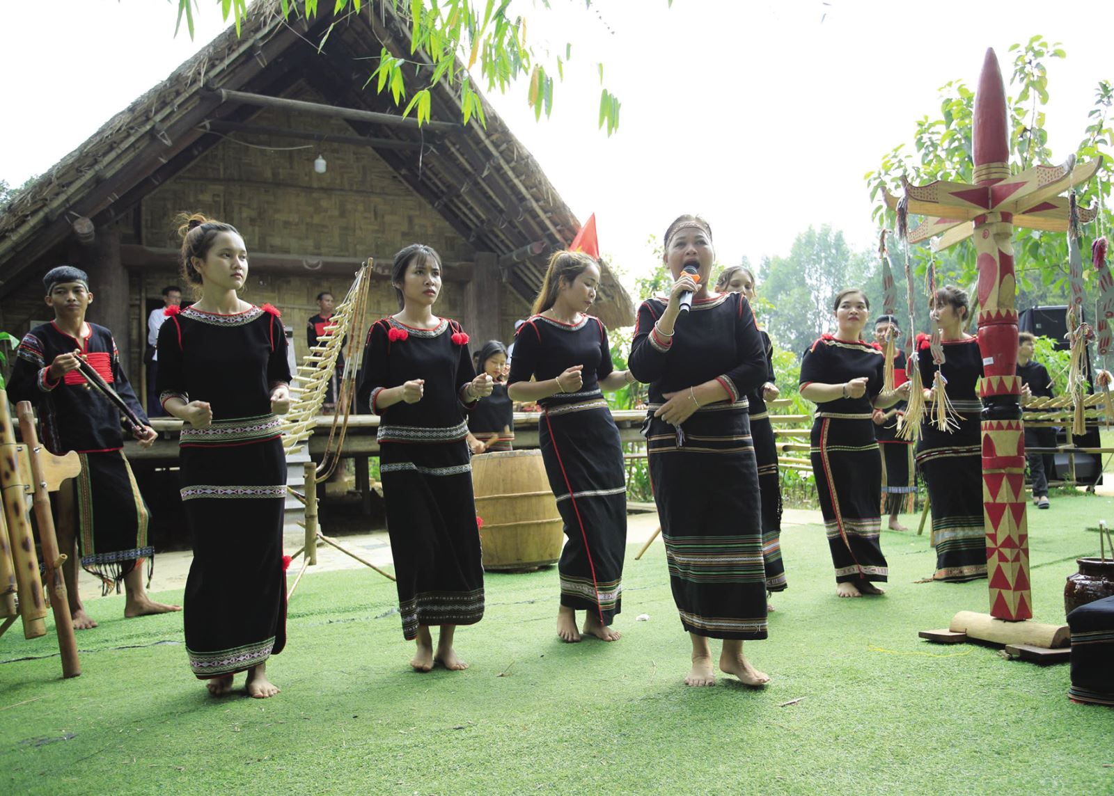 “Điểm hẹn vùng cao” - điểm đến hấp dẫn dịp nghỉ lễ 30/4 - 1/5  
