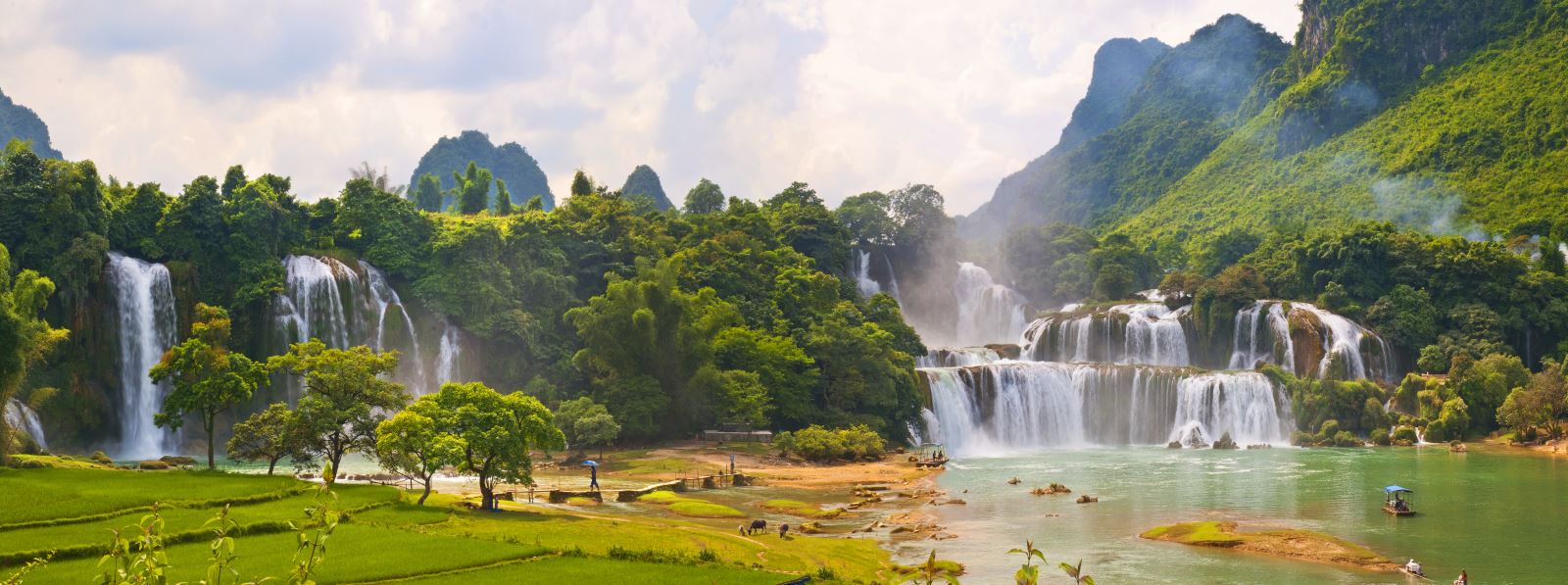 Phát triển du lịch về nguồn ở Cao Bằng