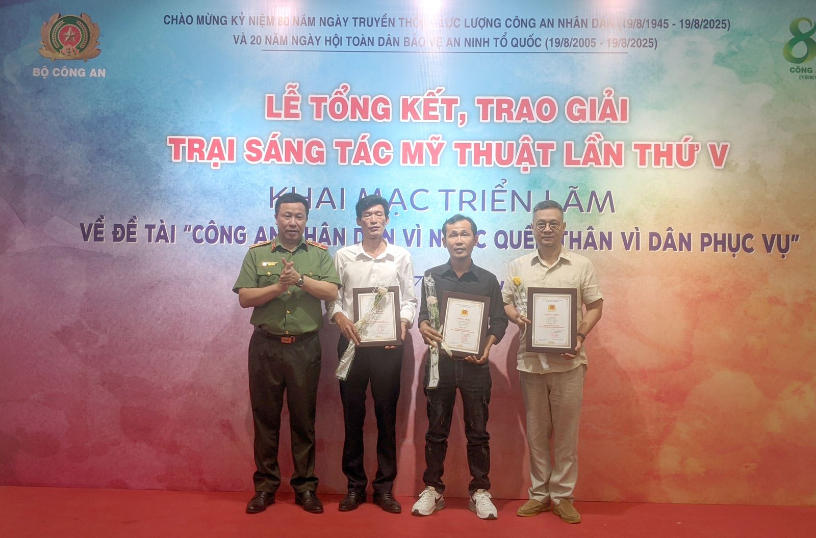 Tổng kết và trao giải Trại sáng tác mỹ thuật lần thứ V: “Công an nhân dân vì nước quên thân, vì dân phục vụ”