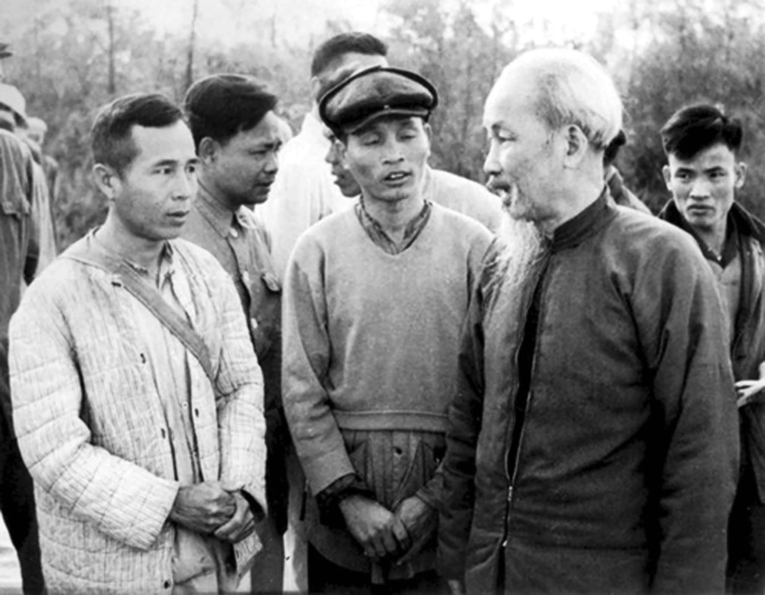 Rèn luyện đạo đức cách mạng cho đội ngũ cán bộ, đảng viên theo tư tưởng “cần, kiệm, liêm, chính” của Chủ tịch Hồ Chí Minh