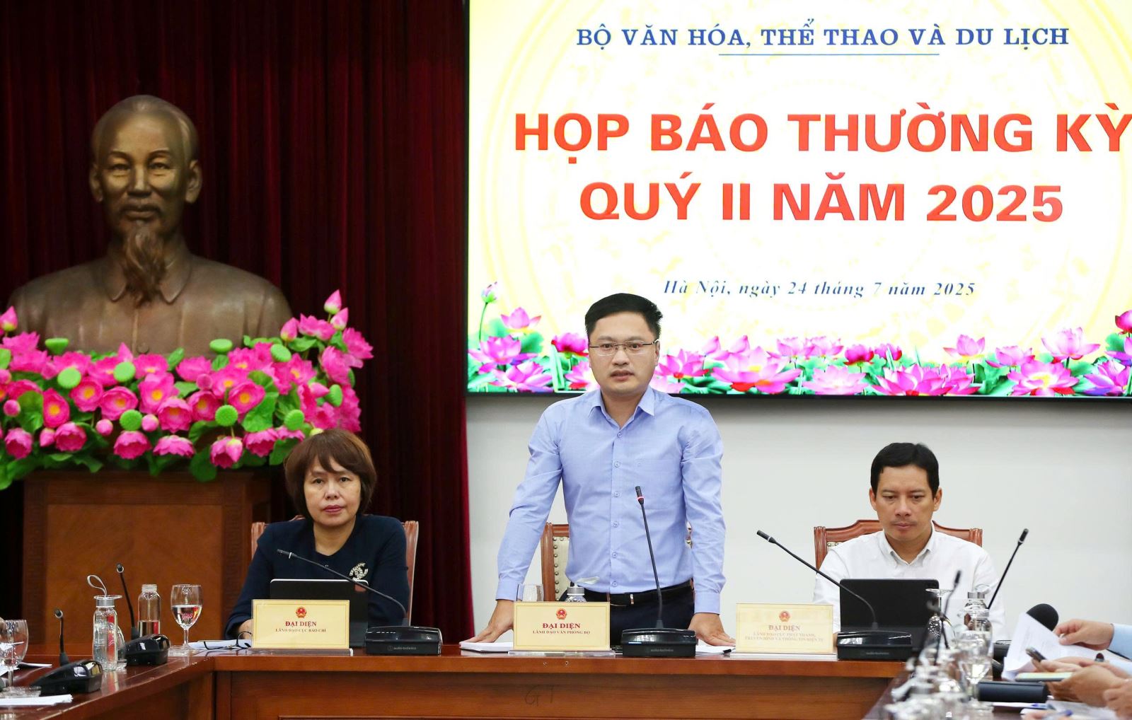 Bộ VHTTDL triển khai hiệu quả nhiệm vụ trọng tâm góp phần quan trọng vào sự phát triển bền vững của đất nước 
