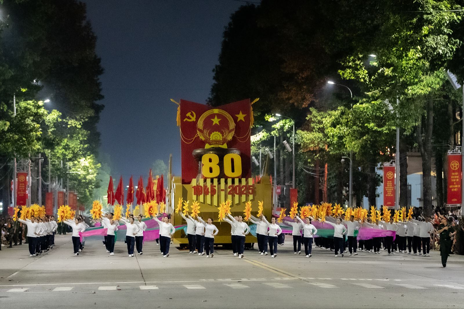 Hợp luyện lần 2 diễu binh, diễu hành chuẩn bị cho Lễ kỷ niệm 80 năm Cách mạng Tháng Tám  và Quốc khánh 2-9
