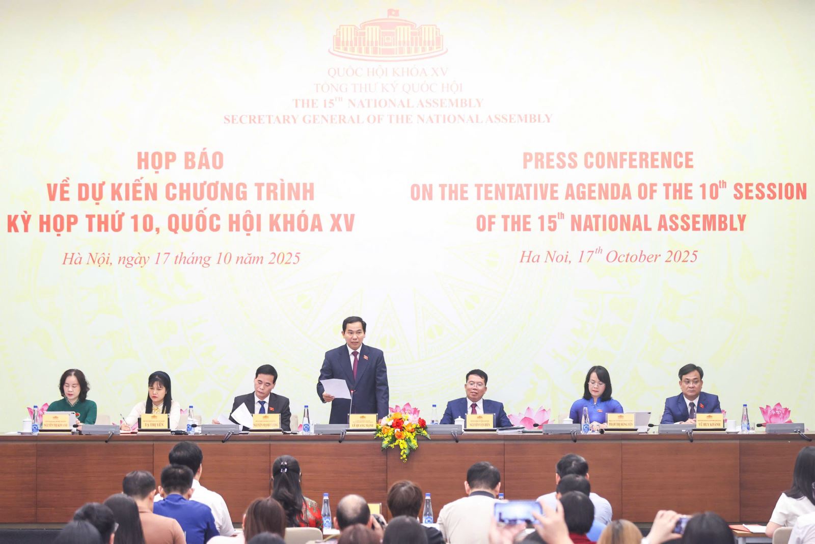 Kỳ họp thứ 10 có nhiều nội dung quan trọng và thực hiện tổng kết nhiệm kỳ khóa XV