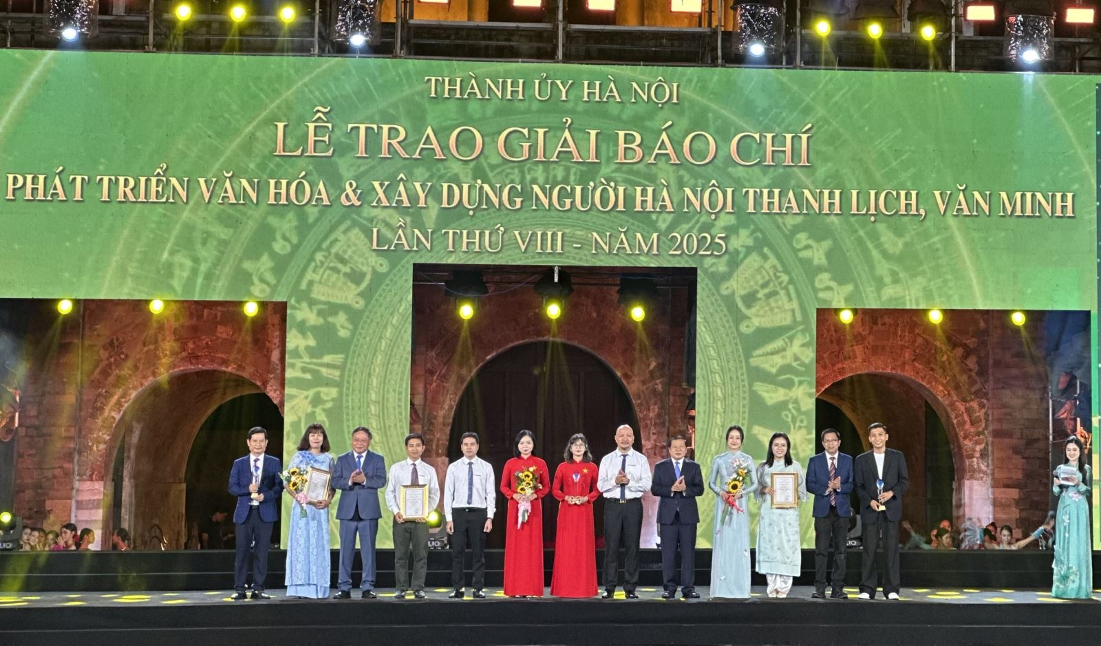 Trao giải Báo chí về phát triển văn hóa và xây dựng người Hà Nội thanh lịch, văn minh lần thứ VIII - năm 2025
