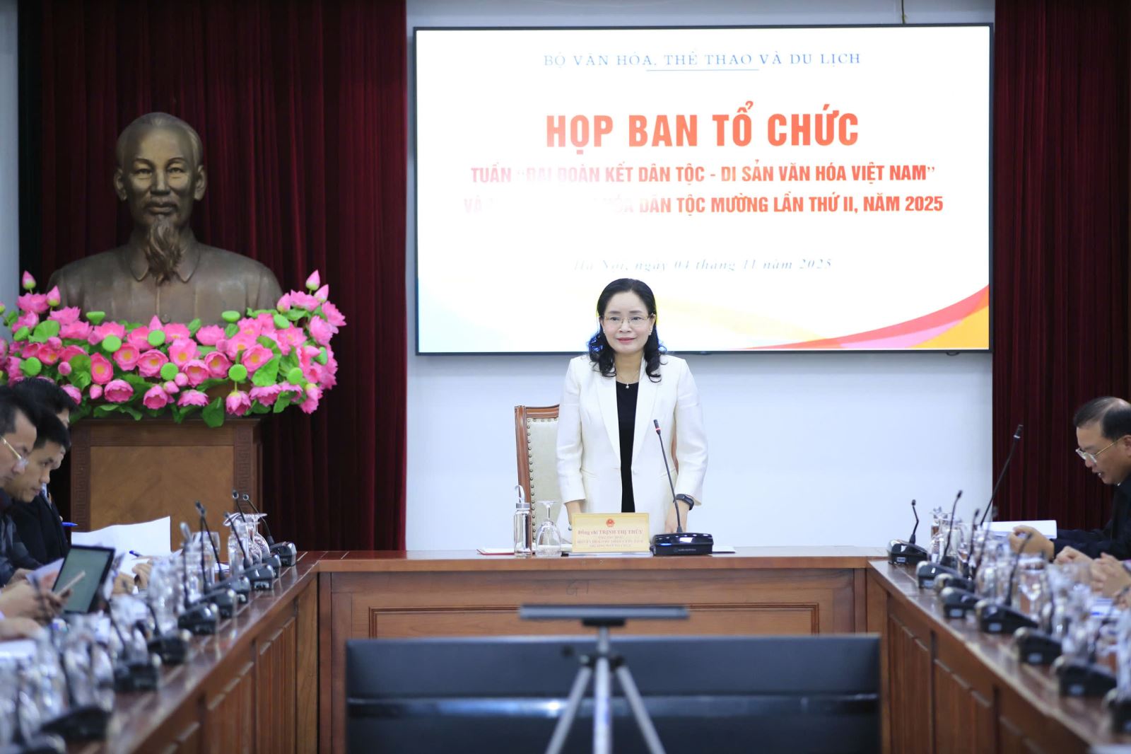 Họp Ban tổ chức Tuần “Đại đoàn kết các dân tộc - Di sản Văn hóa Việt Nam”