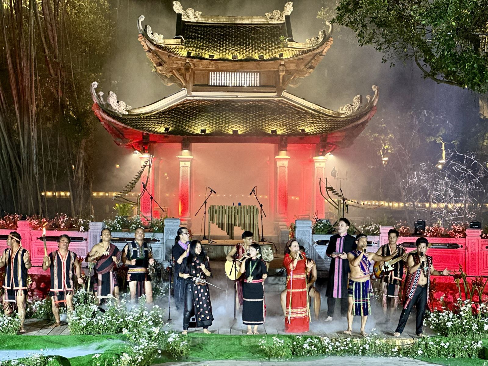 “Sông Hồng gọi - Đại ngàn reo”: Âm vang cồng chiêng Tây Nguyên giữa lòng Thăng Long