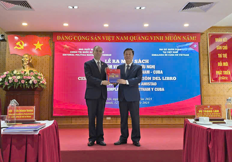 Lễ ra mắt cuốn sách “65 năm vun đắp tình hữu nghị thủy chung, mẫu mực Việt Nam - Cuba”