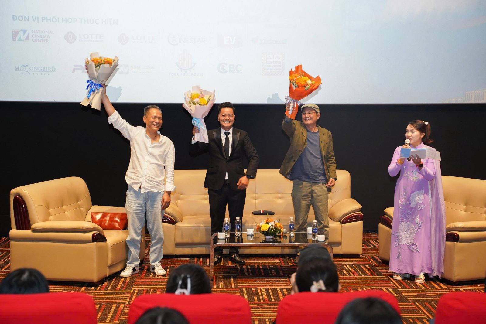 “Mùi cỏ cháy” khai mạc Tuần phim chào mừng LHP Việt Nam XXIV