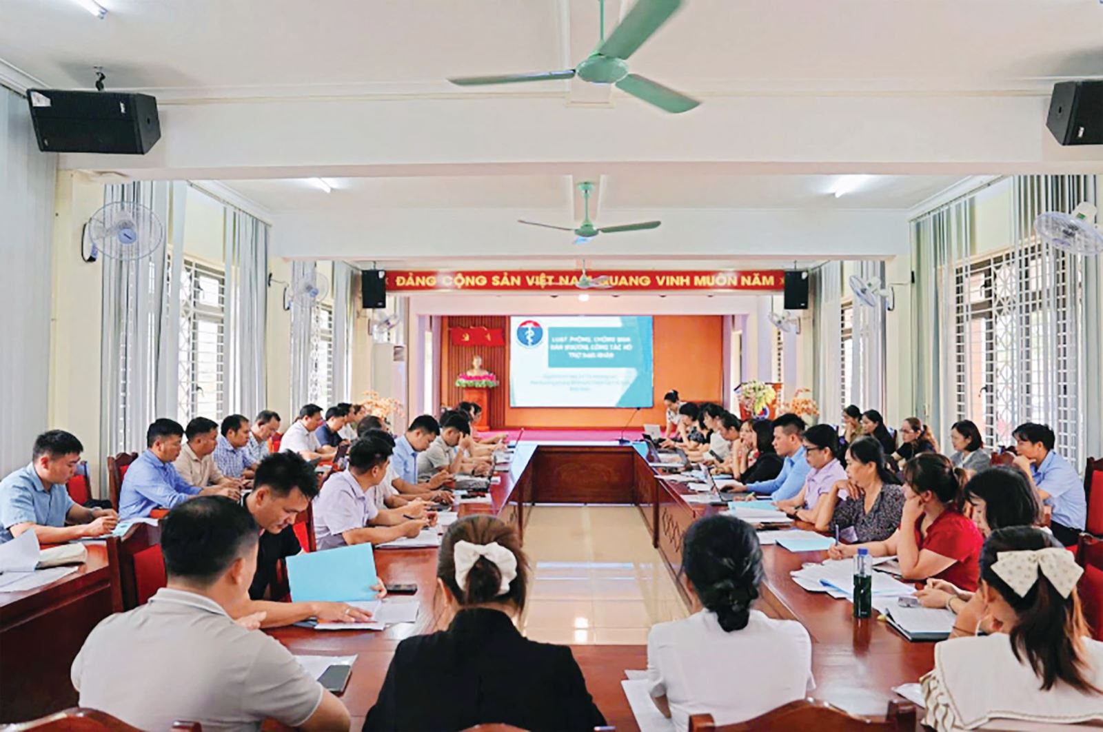 Tiếp tục nâng cao hiệu quảhợp tác quốc tế trong phòng, chống mua bán người và hỗtrợ nạn nhân bịmua bánởĐiện Biên