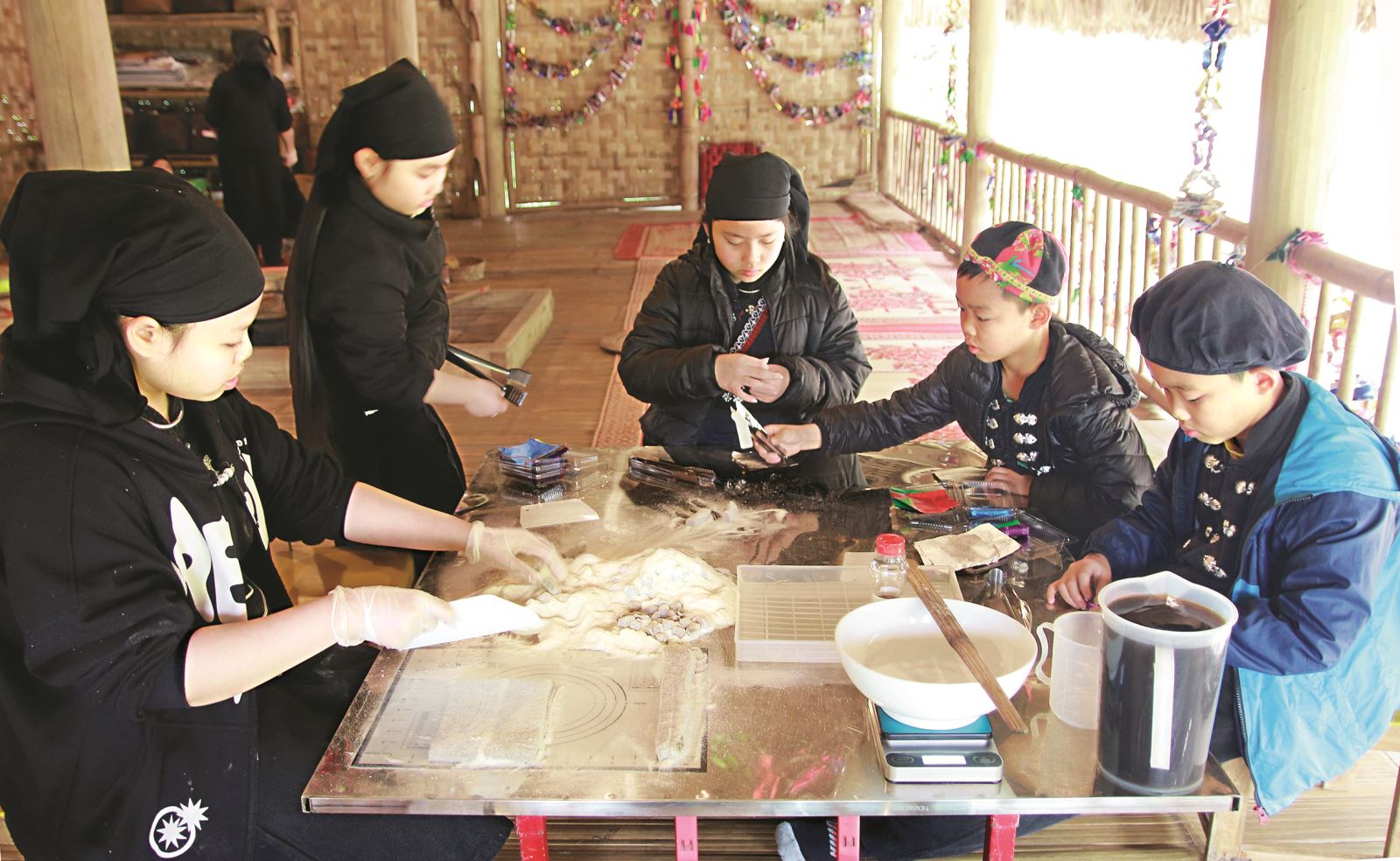 Ẩm thực người Tày - Di sản văn hóa sống động