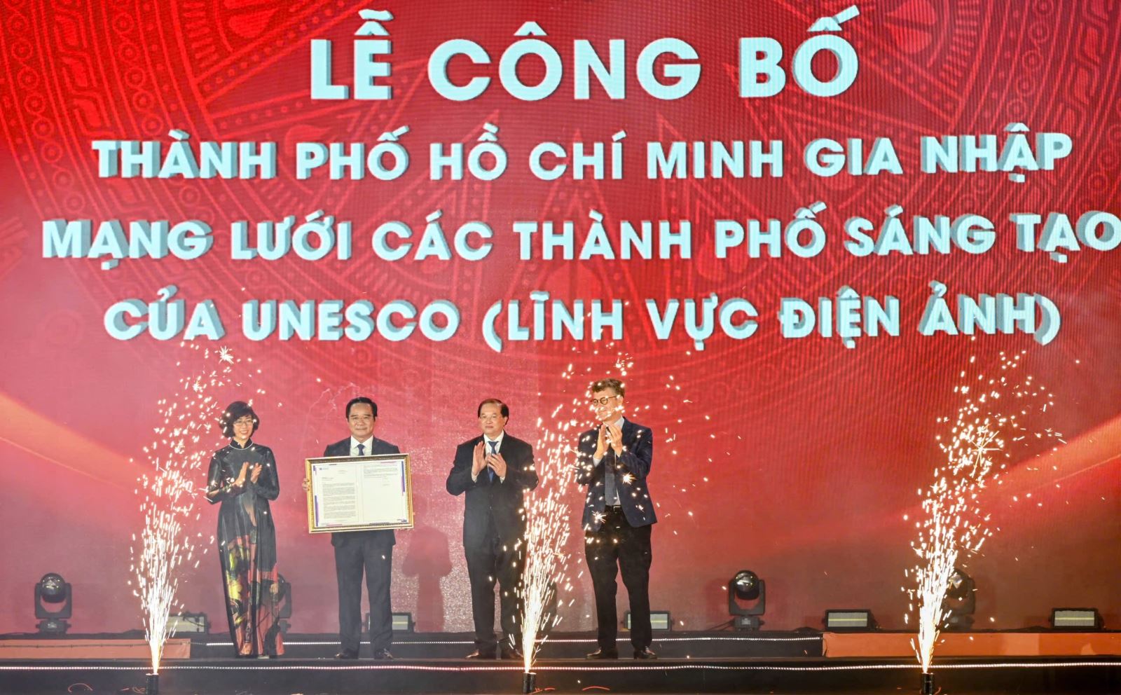 Khai mạc Liên hoan Phim Việt Nam lần thứ XXIV: TP.HCM đón nhận danh hiệu của UNESCO