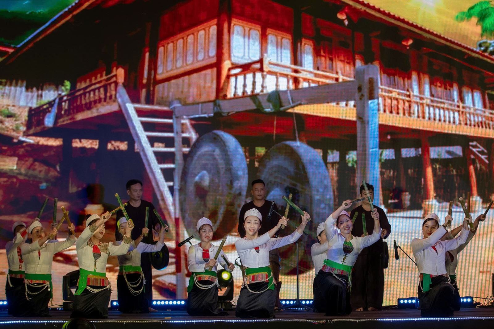 Vẻ đẹp văn hóa Mường lan tỏa giữa lòng Hà Nội