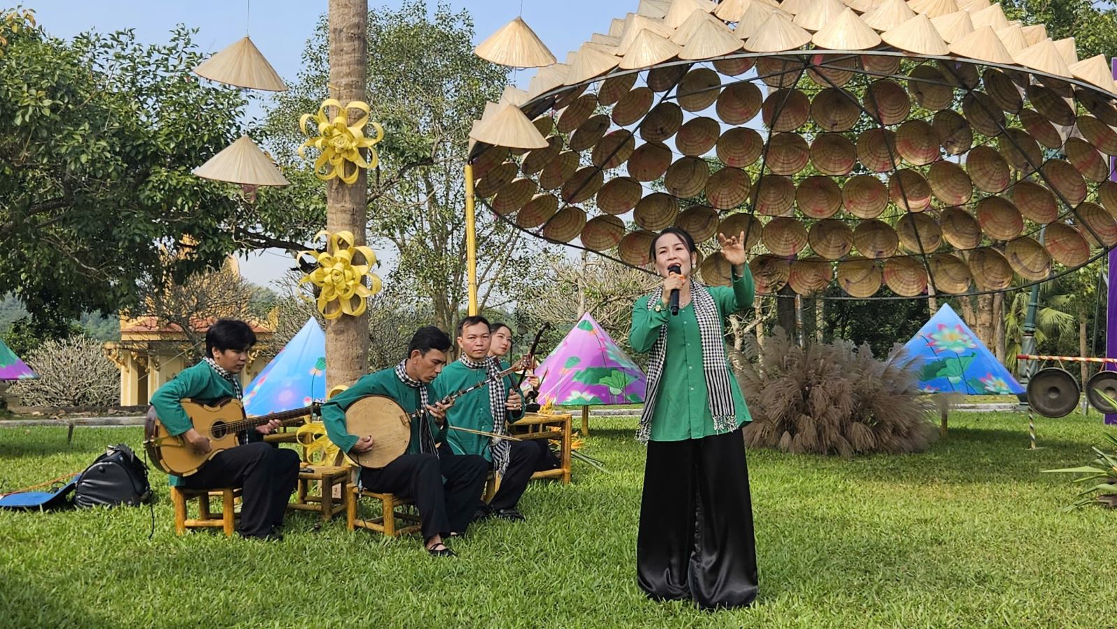 “Sắc màu văn hóa tỉnh Vĩnh Long” trong Tuần lễ "Đại đoàn kết các dân tộc - Di sản Văn hóa Việt Nam"