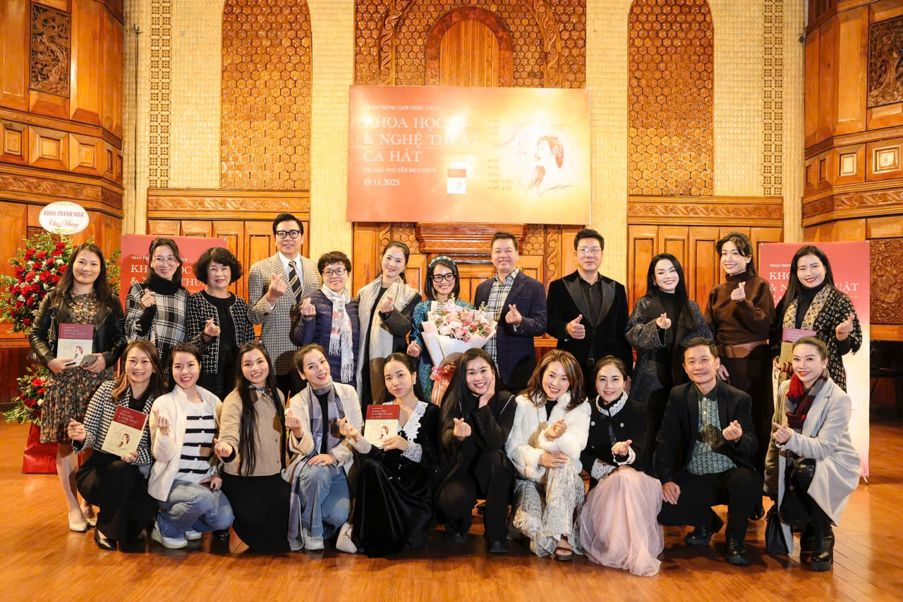 Ra mắt sách về thanh nhạc cổ điển của giảng viên, nghệ sĩ opera Bích Thủy